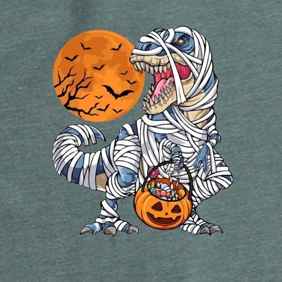 NWT Cute Halloween Themed T-Shirt - Picture 3 of 5